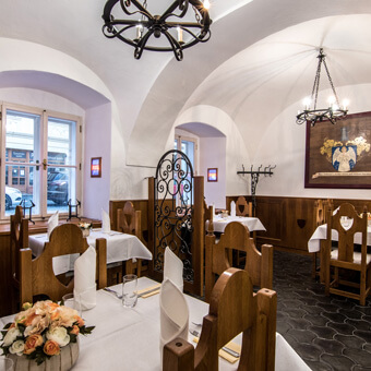 Naivní Restaurant